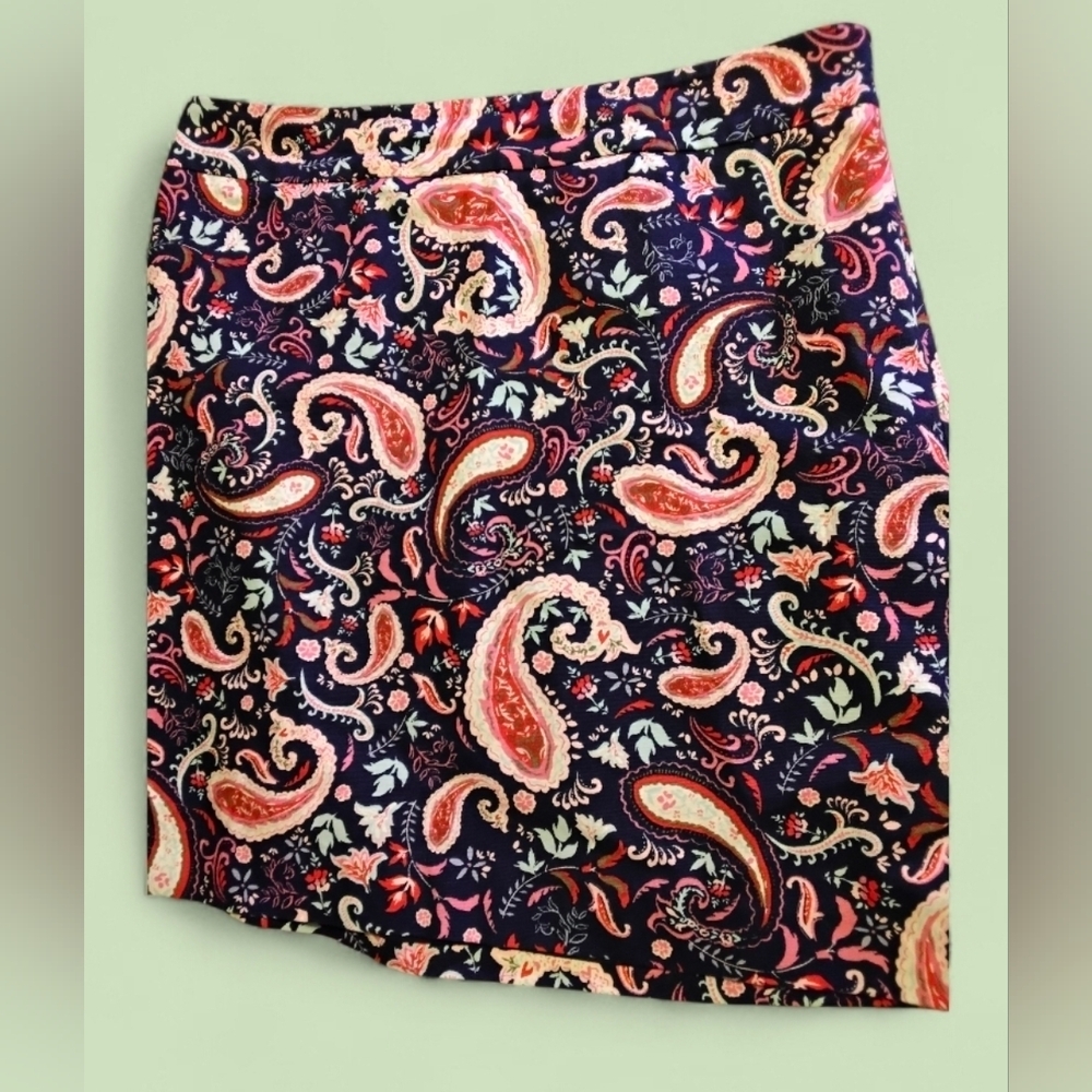 Talbots Paisley pencil skirt navy cotton Women’s Size 10 skirt 32W 19L NEW
